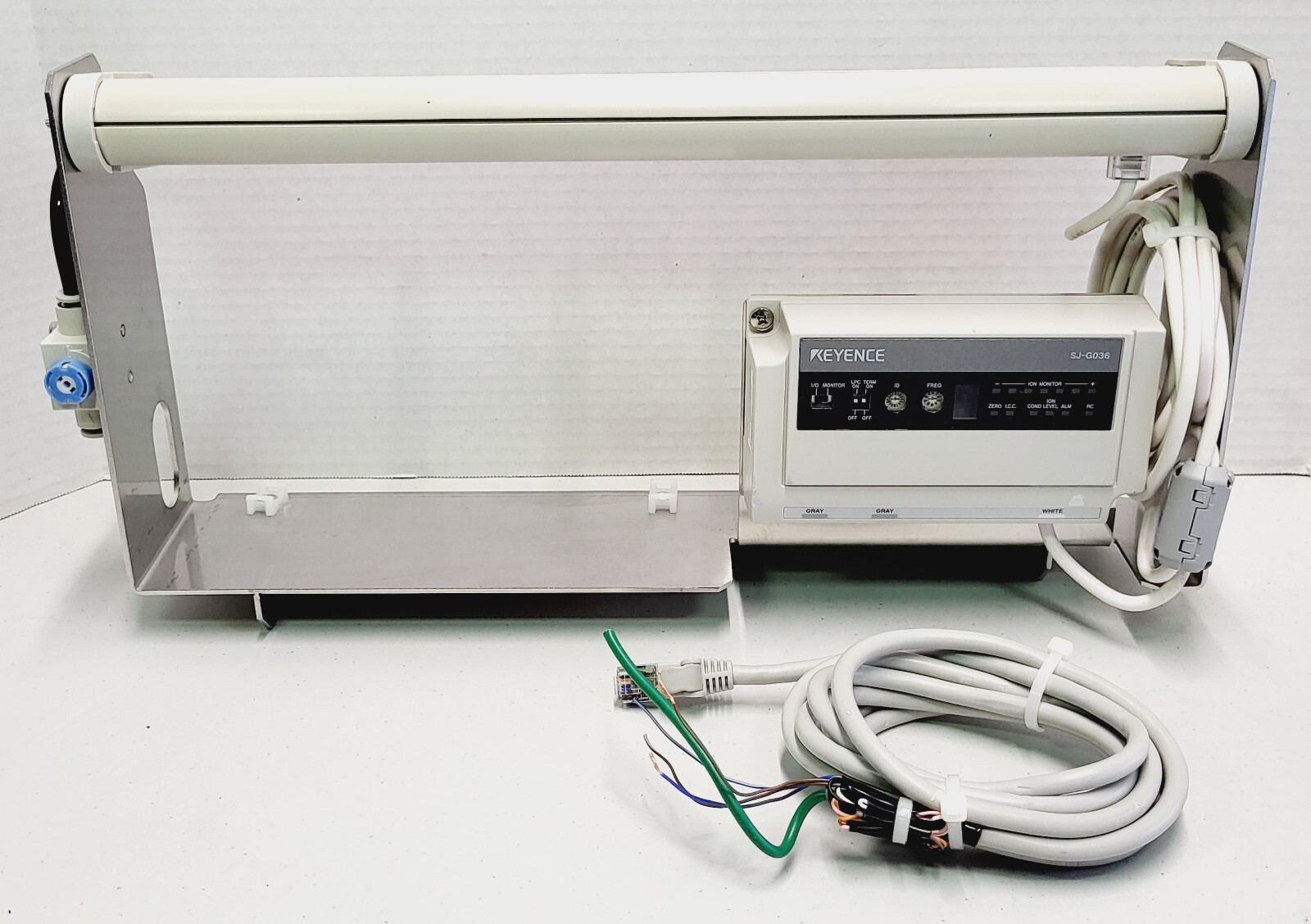 Keyence SJ-G036 High-speed Clean Air Barrier Static Eliminator, Controller & Bar