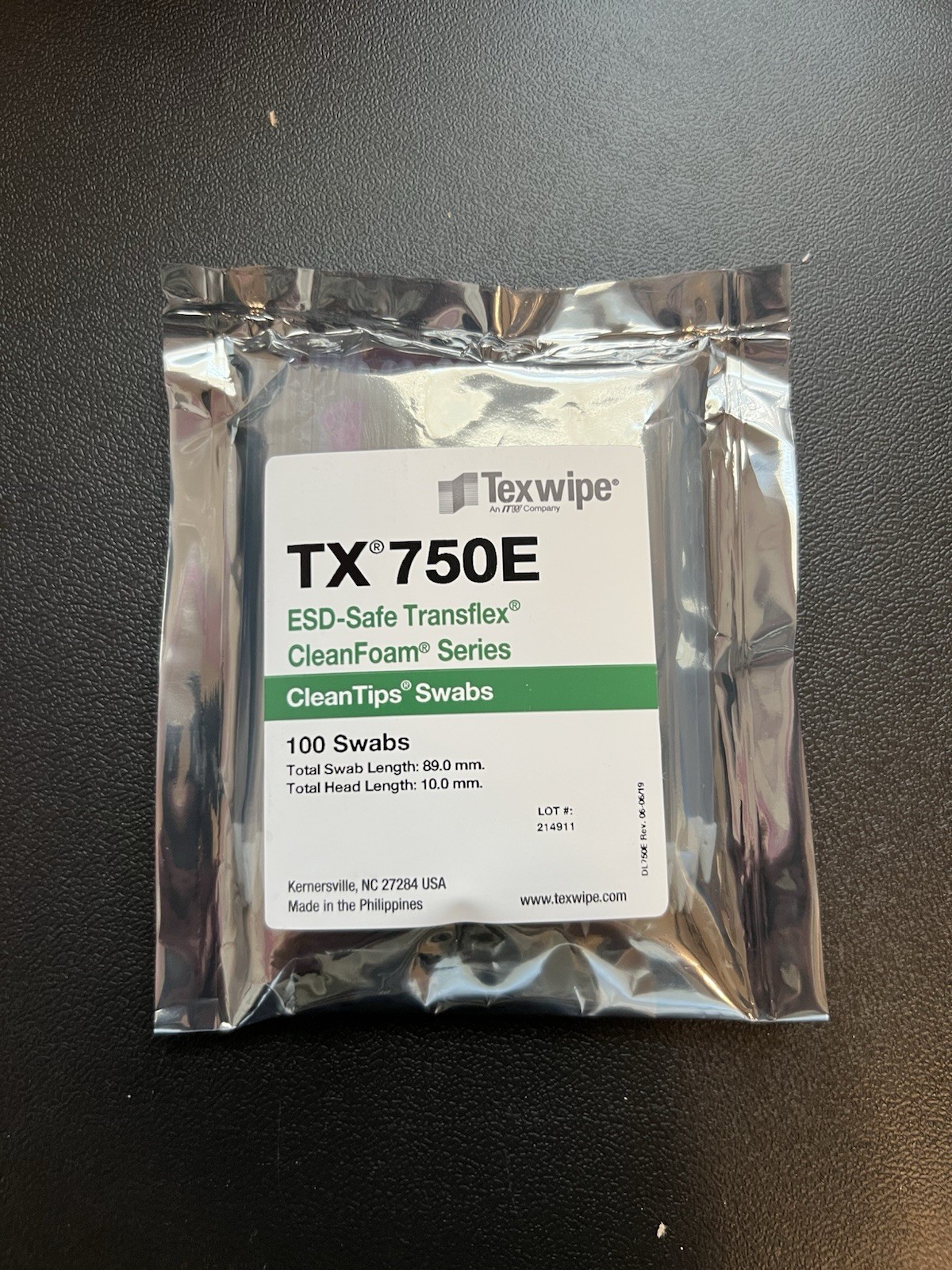TX750E ESD Safe Mini Compressed Cleanroom Swabs 100pack