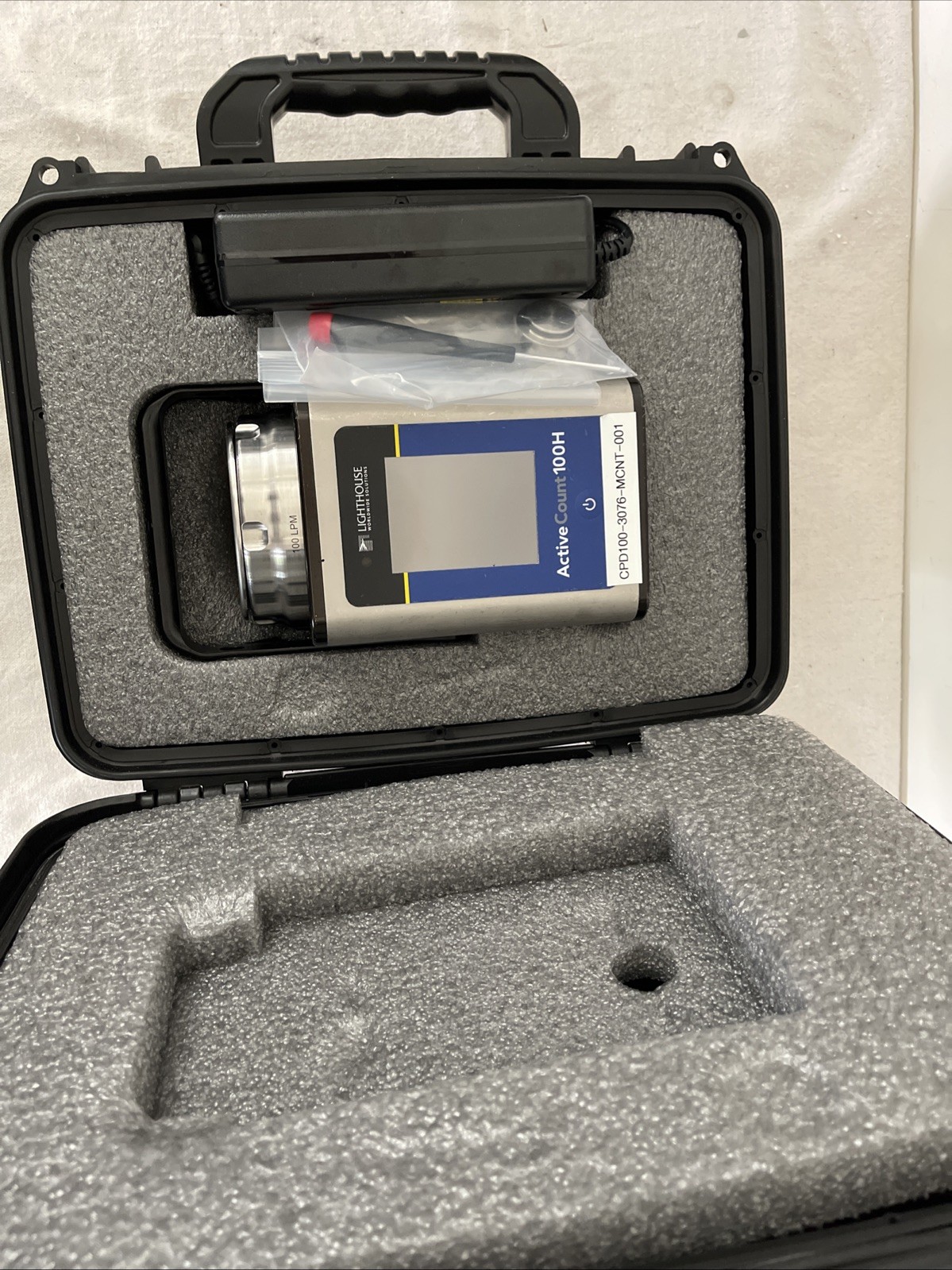 Lighthouse ActiveCount 100H Microbial Air Sampler with Case Power On Tested