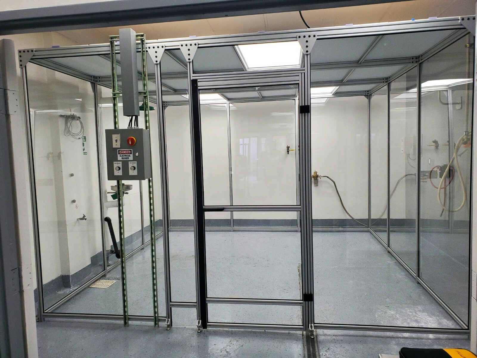 12′ x 12′ Modular Clean Room ISO8 class 100,000 HEPA Filter Cleanroom; DIY-Kit