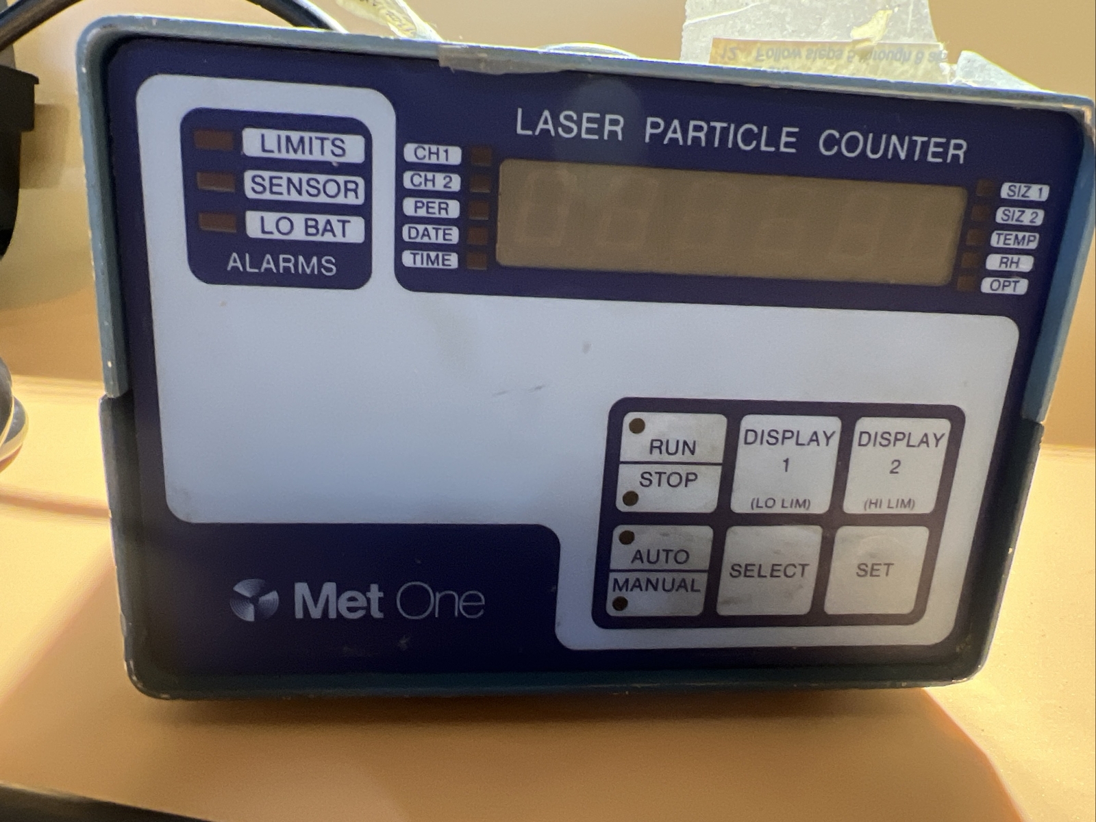 Met One 217A Particle Counter