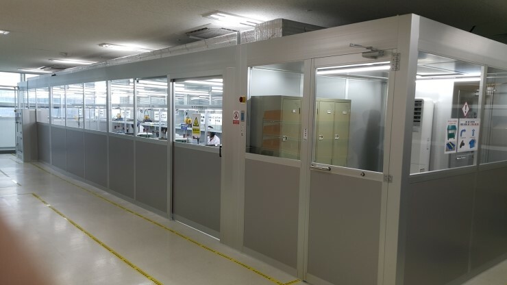 Cleanroom for sale hard wall clean room class 100 -100,000 / ISO 5 – ISO 8