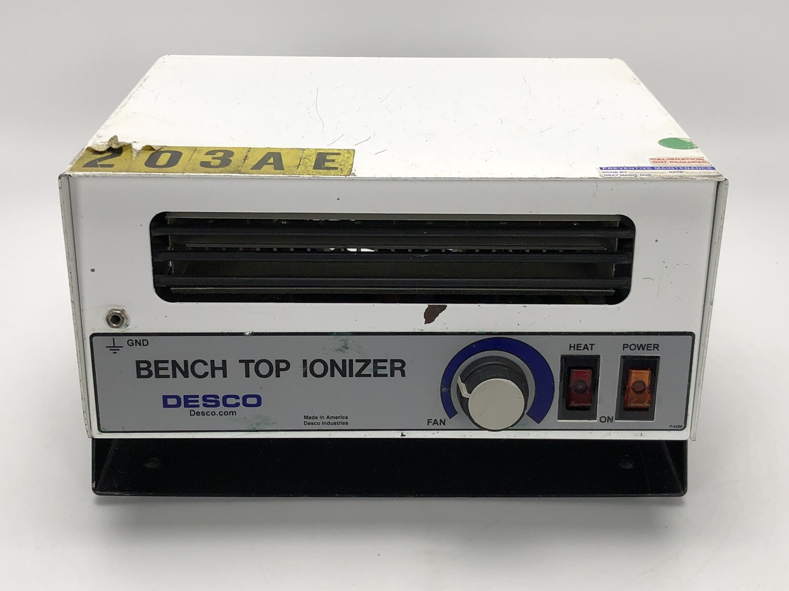 Desco 19500 Bench Top Benchtop Cleanroom Ionizer Blower PARTS ONLY