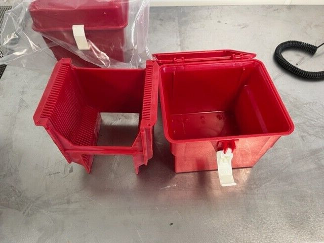 ENTEGRIS 150 mm (6 inch) Wafer Cassette / BOX, PA182-60MB, RED, REFURBISHED