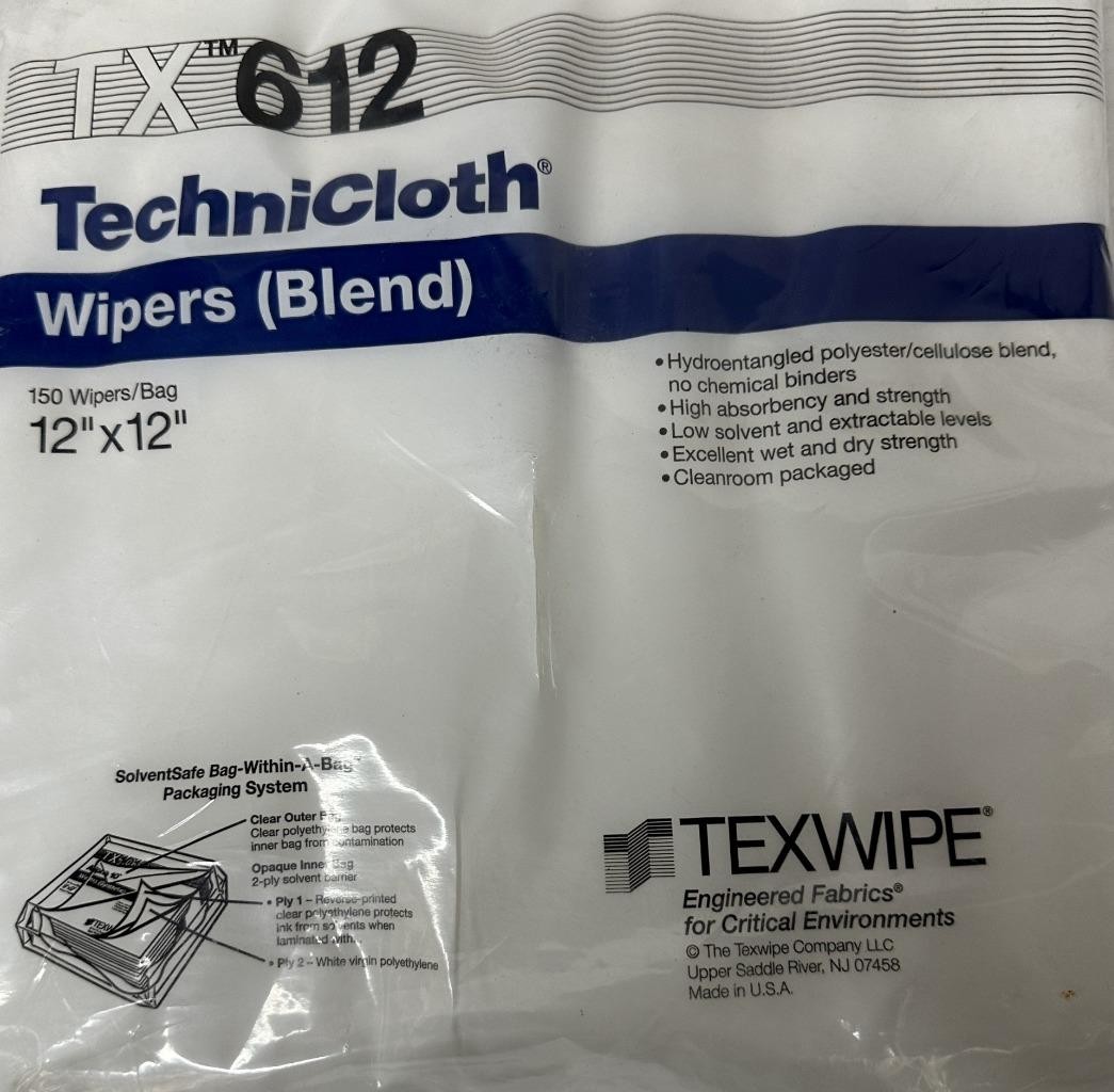 Pack of (150) Texwipe TX612 TechniCloth Wipers 12″ x 12″ Size Polyester Blend