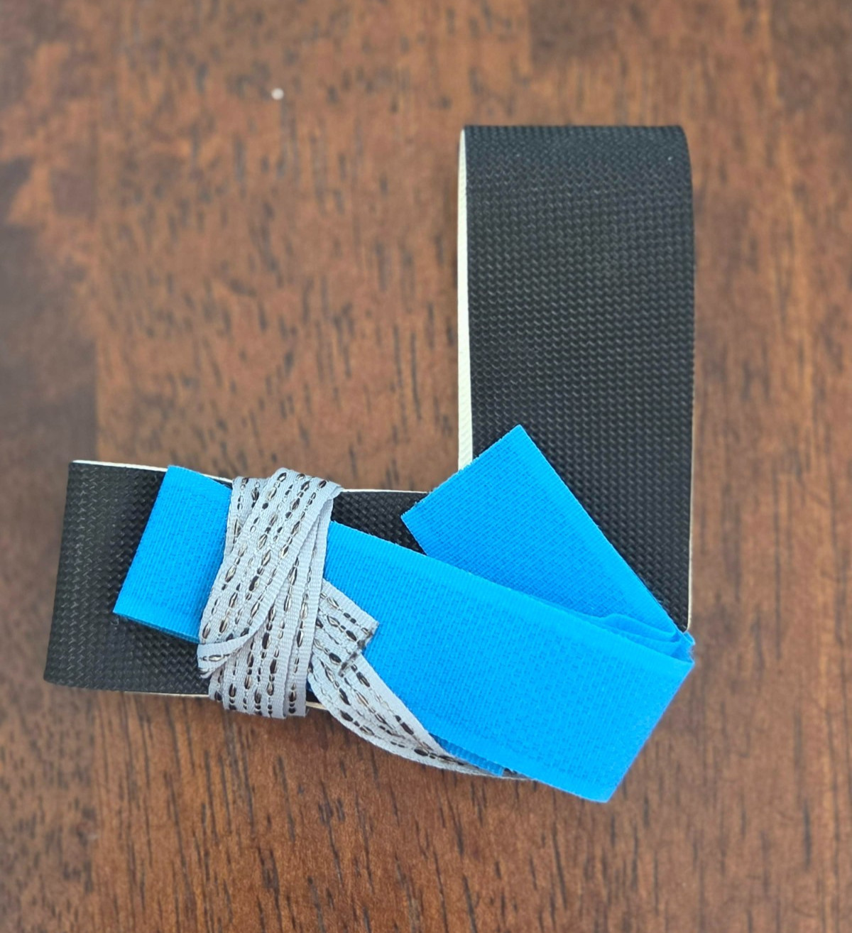 Transforming Technologies HG1341 – Standard Blue Hook and Loop ESD Heel Grounder