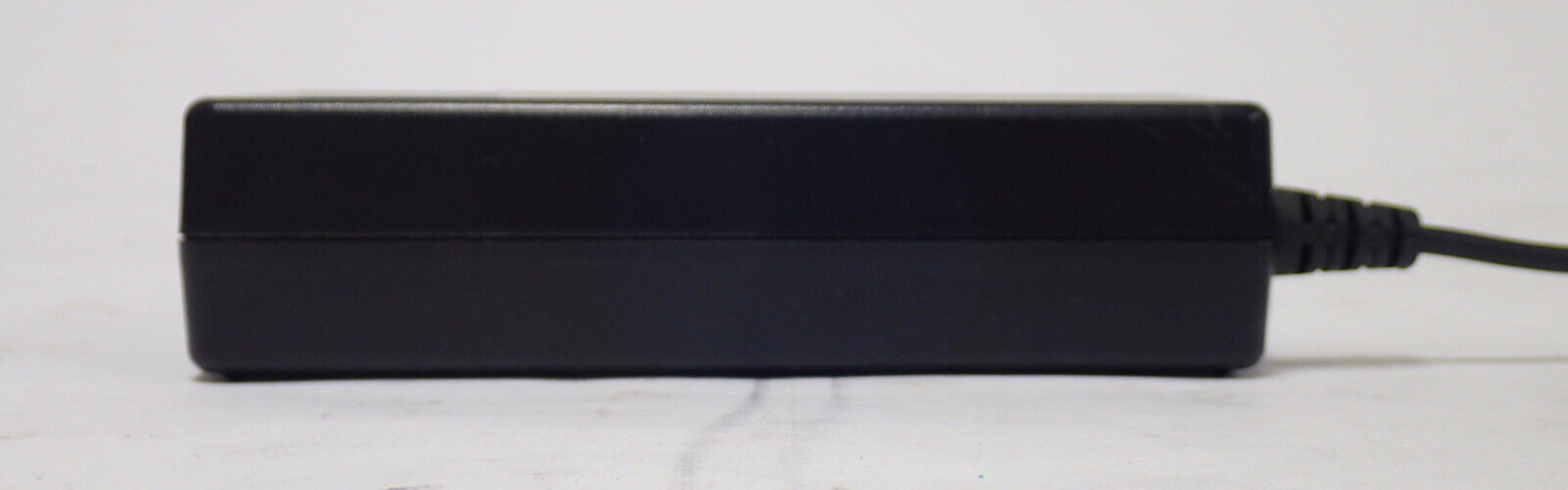 KEYENCE SJ-F2500 WIDE AREA STATIC ELIMINATION BLOWER In 24Vdc 1.2A TESTED