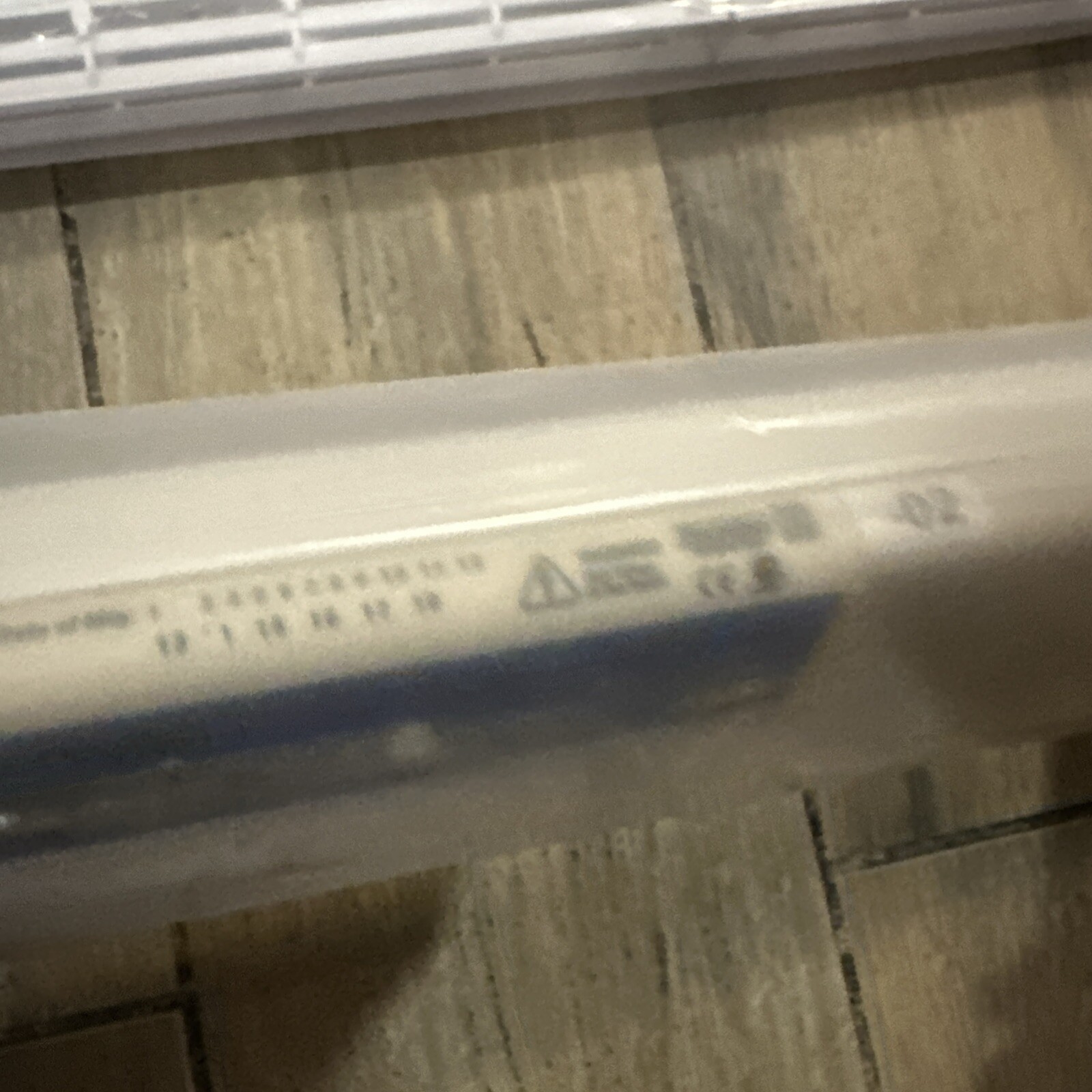 SIMCO ION AeroBar 5710 uWire Ionizing Bar