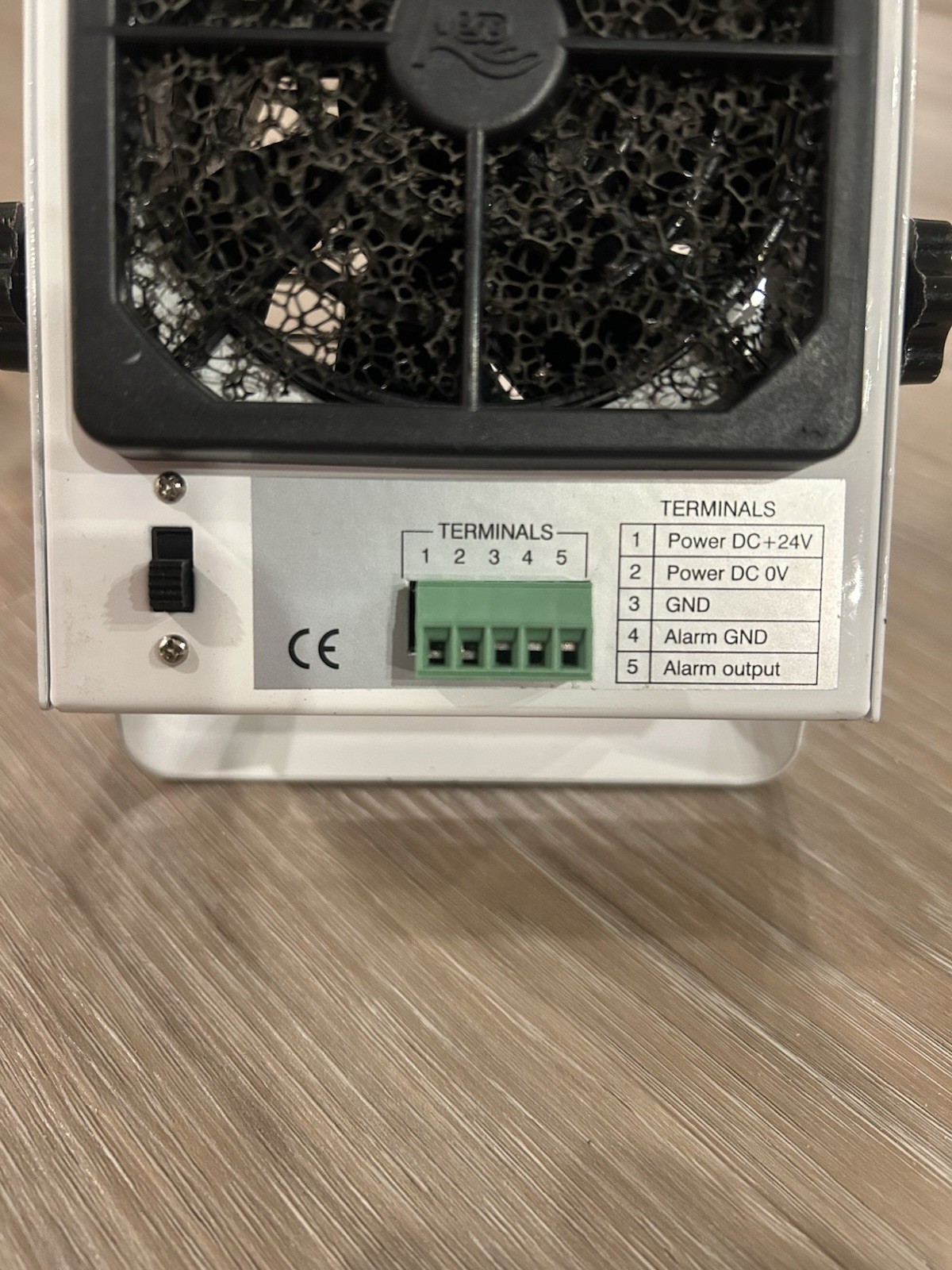 Botron Air Ionizer Small Bench Top B486110