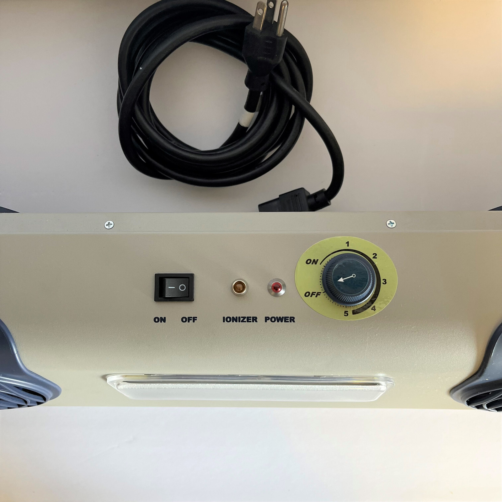 BFN-802 Ion Balancing Fan / Benchtop Ionizer / LED Light 110V 70W