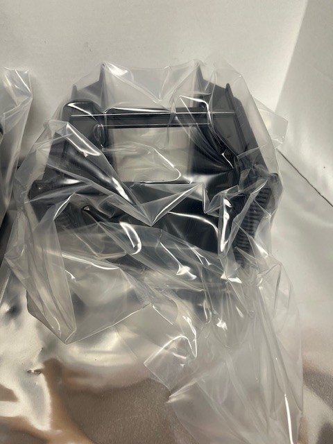 ENTEGRIS 150 mm (6″) PEEK Wafer Cassette & WAFER BOX