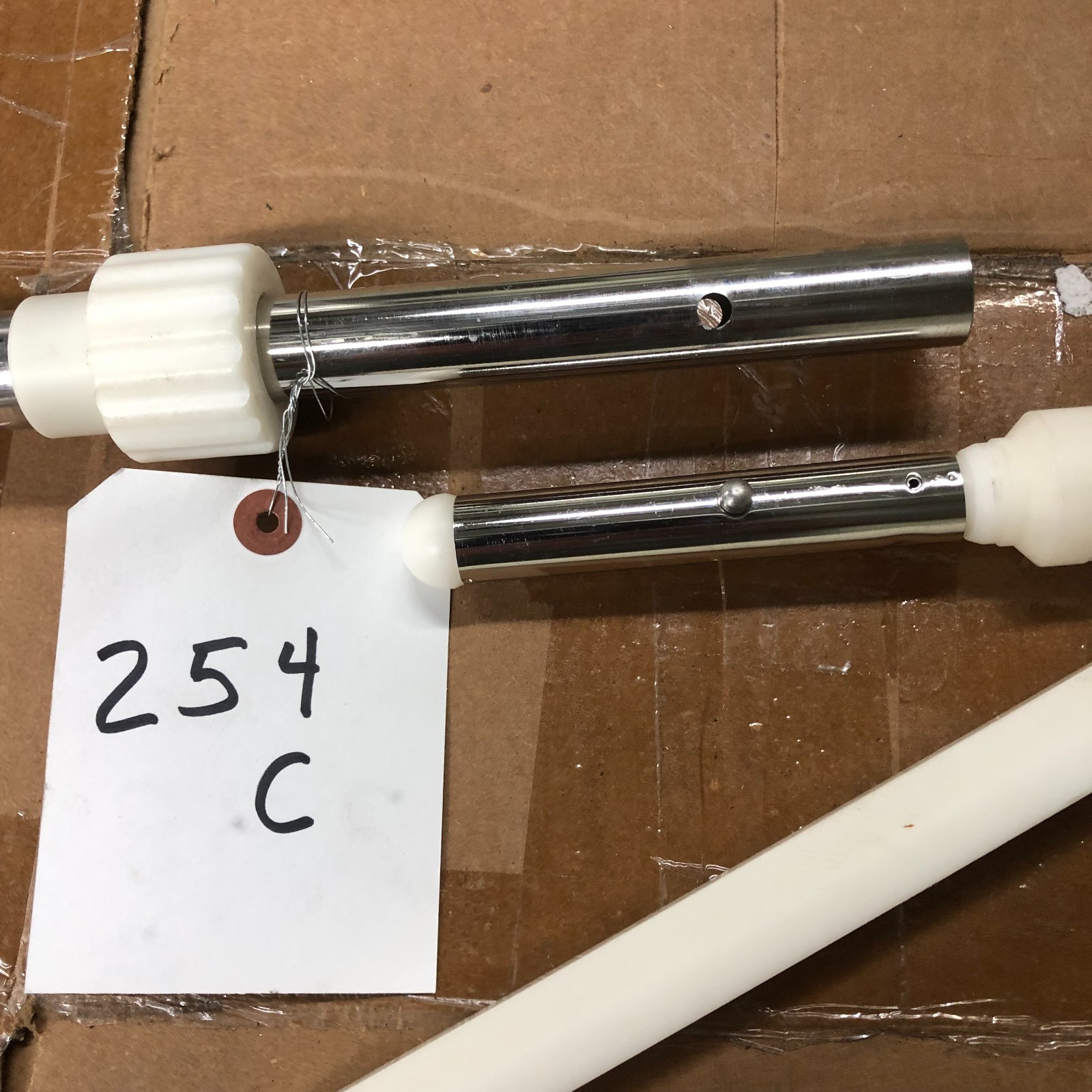 MicroNova SS Universal Extendable Handle #SSU-1S, w/ 18″ T-Mop, Cleanroom