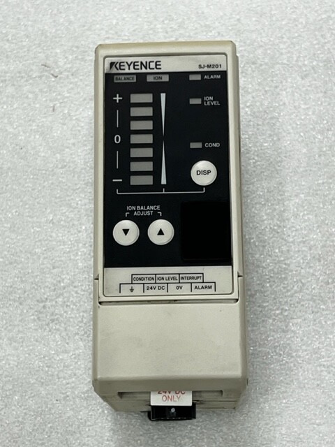 Keyence SJ-M201 24VDC 450mA Static Eliminator Control Unit Used
