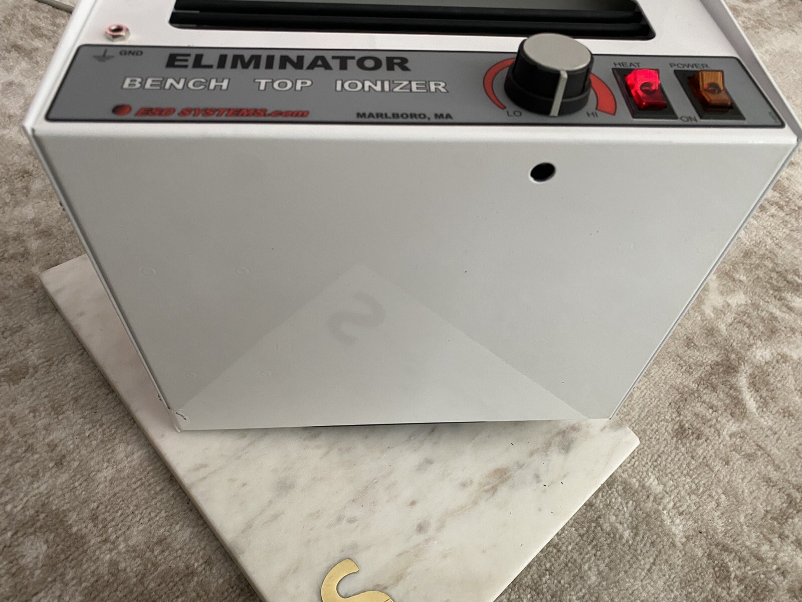 Bench Top Ionizer Eliminator By Esd Systems.com Model 43102