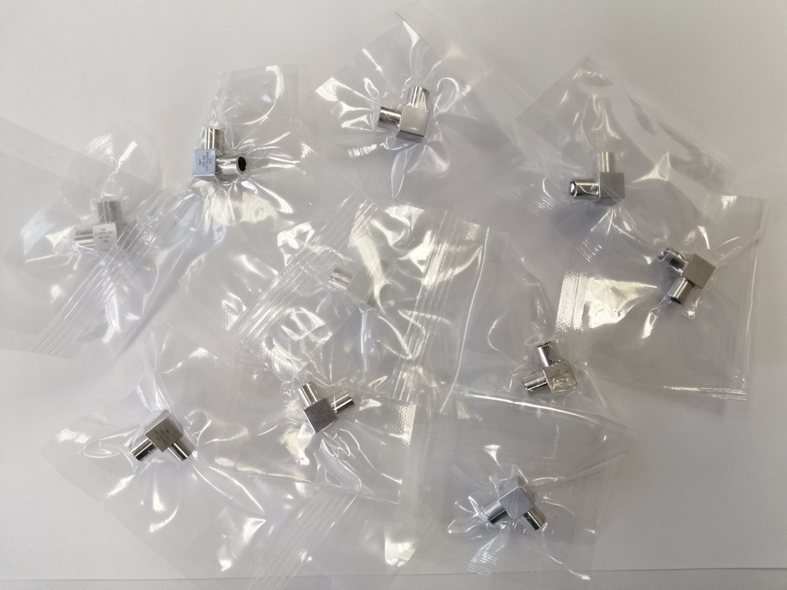 Superlok 1/4″ MicroFIT Weld ELBOW (similar to Swagelok 6LV-4MW-9) LOT of 20