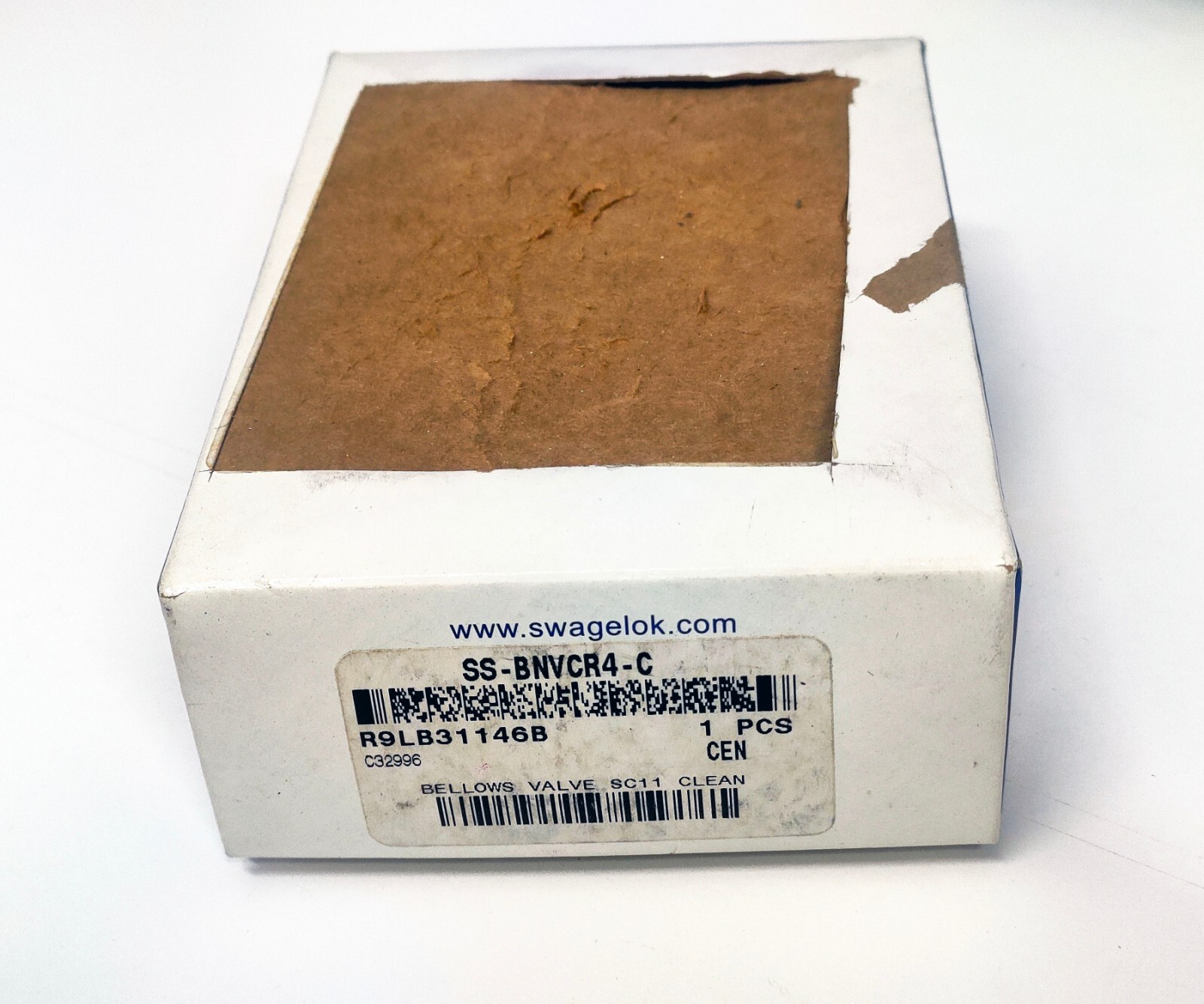 Swagelok SS-BNVCR4-P High Purity Bellows Sealed Valve **NEW**