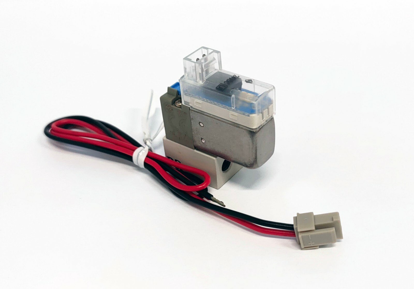 SMC V114-5LU-M5 Miniature Solenoid Valve (Brand New)