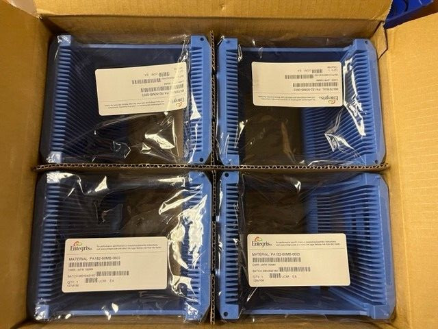 ENTEGRIS 150 mm (6 inch) Wafer Cassette, BLUE, PA182-60MB-0603, NEW. LOT OF 4