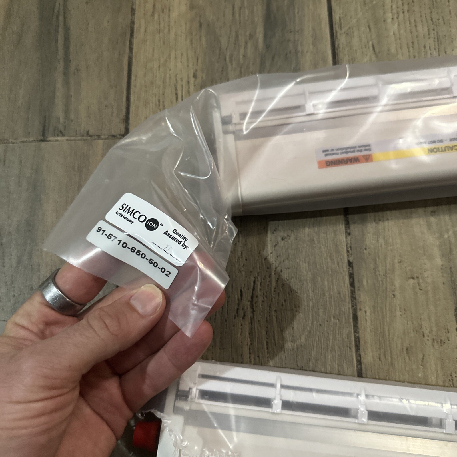SIMCO ION AeroBar 5710 uWire Ionizing Bar