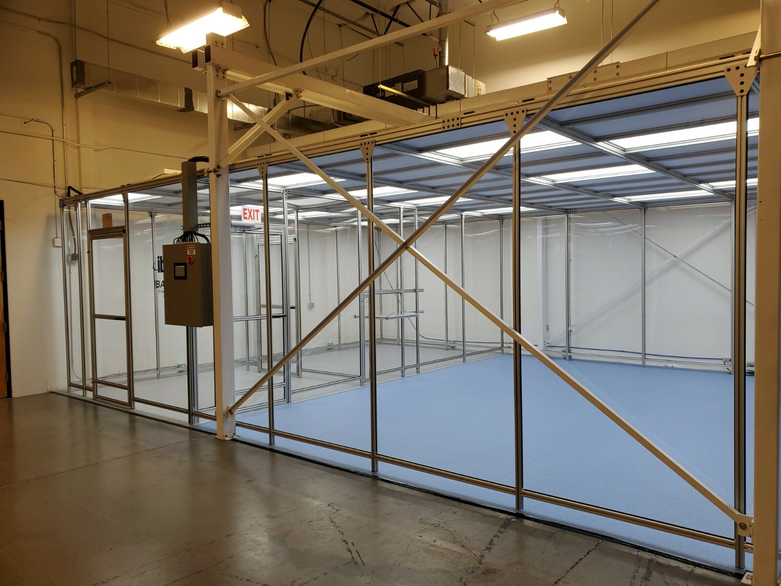 20′ x 40′ Modular Clean Room; Class 100,000, ISO8; HEPA Cleanroom Kit; Hard Wall
