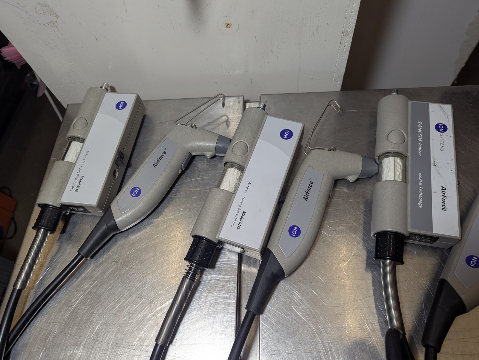 SINGLE Simco Ion Systems 6115 AirForce Ionizing Air Gun w/ Power Supply 10166