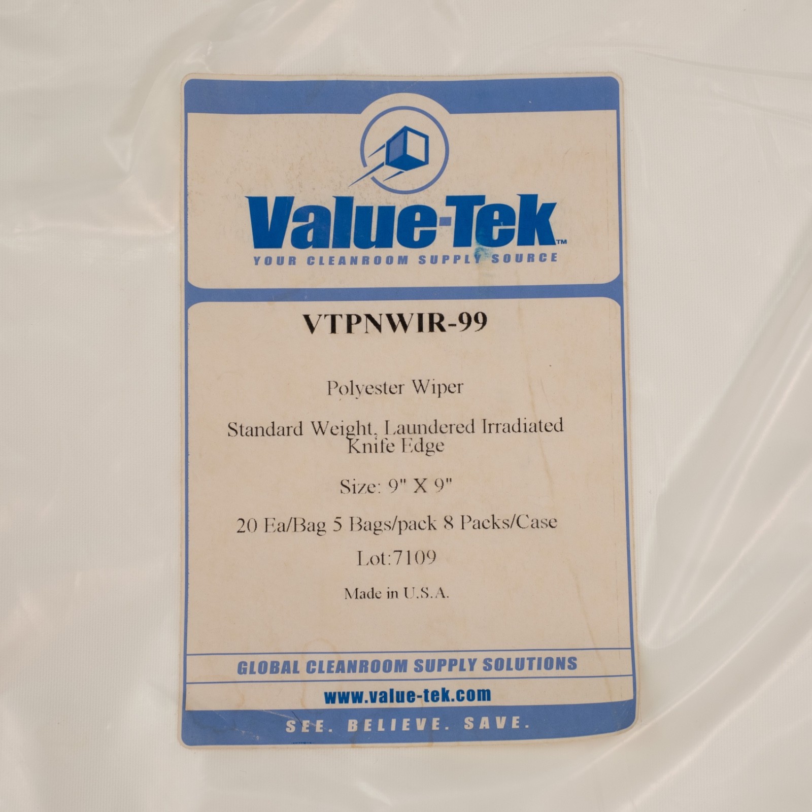 Value Tek Cleanroom Polyester Laboratory Wipers / 1800 CT – 4×4 & 100CT 9×9